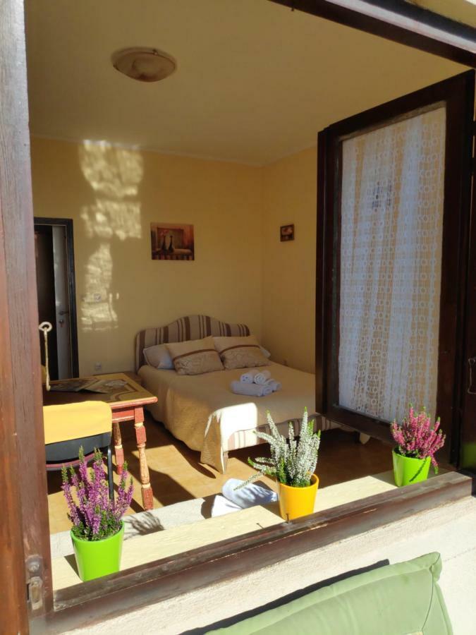 Apartments Niko Omiš Exterior foto