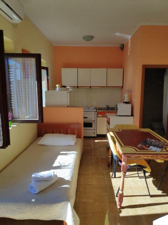 Apartments Niko Omiš Exterior foto
