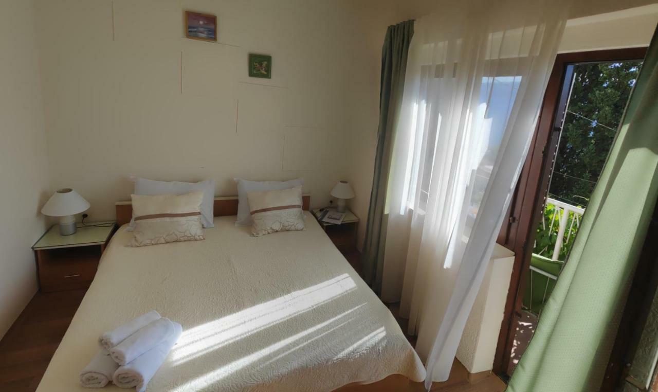 Apartments Niko Omiš Exterior foto